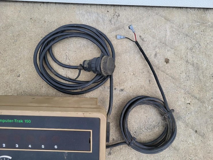 john-deere-7200-image-40