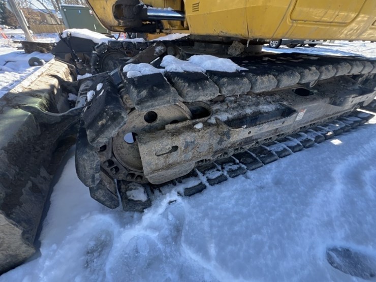 komatsu-pc88mr-11-image-13