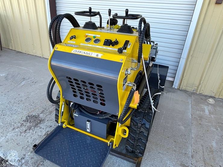 #223-•-mini-skid-steer-loader-image-18