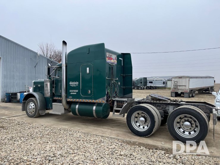 1999-peterbilt-379-image-12