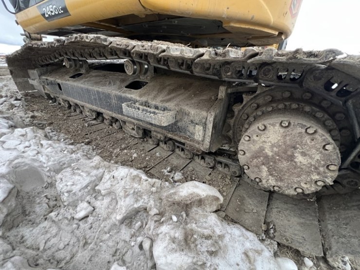 deere-245g-lc-image-13