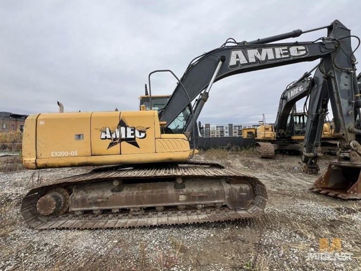 2010-200d-excavator-xx12078-image-11