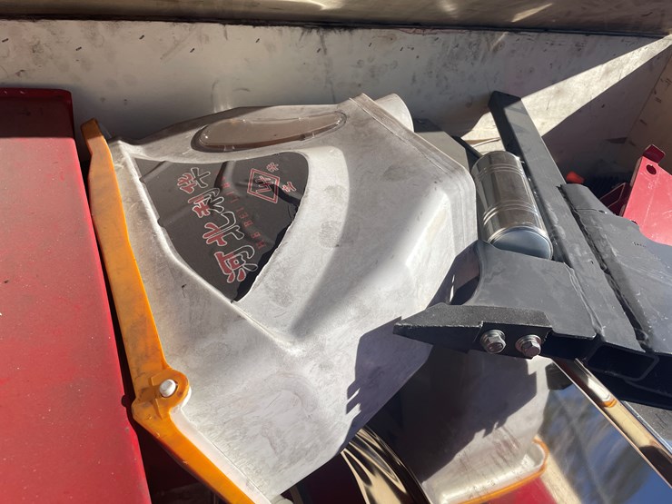 #266-•-corn-planter-image-4