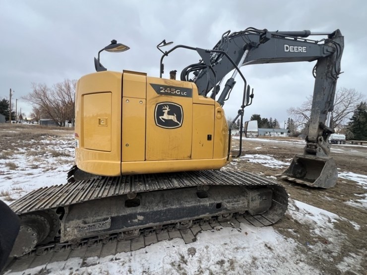 deere-245g-lc-image-6