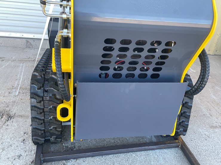 #223-•-mini-skid-steer-loader-image-15