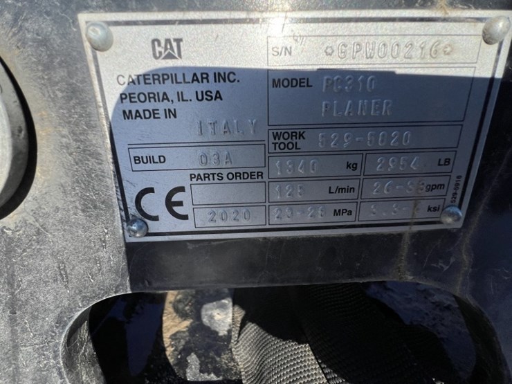 caterpillar-pc310-cold-planer-image-6