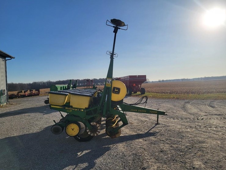 john-deere-7200-image-6