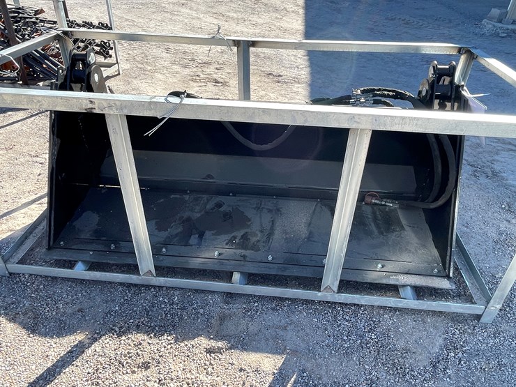 #252-•-40-in-1-combination-skid-steer-bucket-image-3