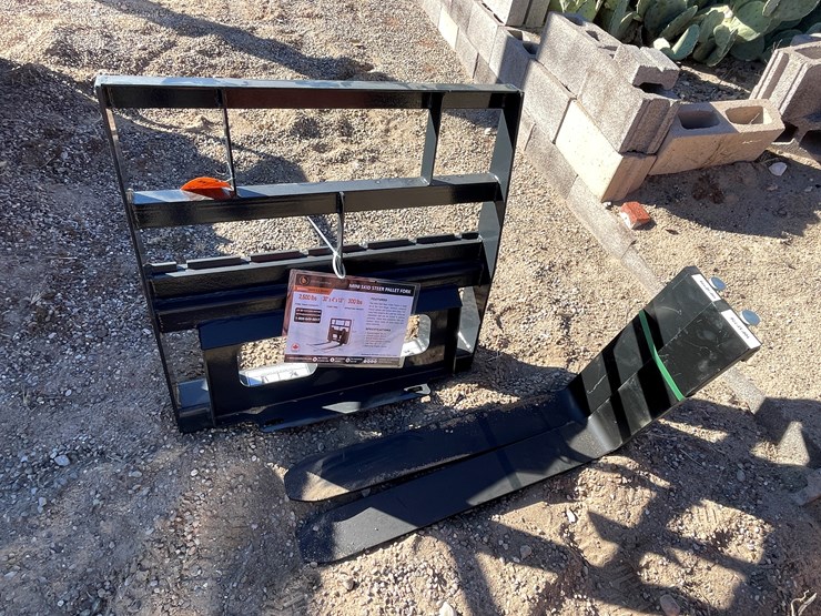 #206-•-mini-pallet-fork-image-2