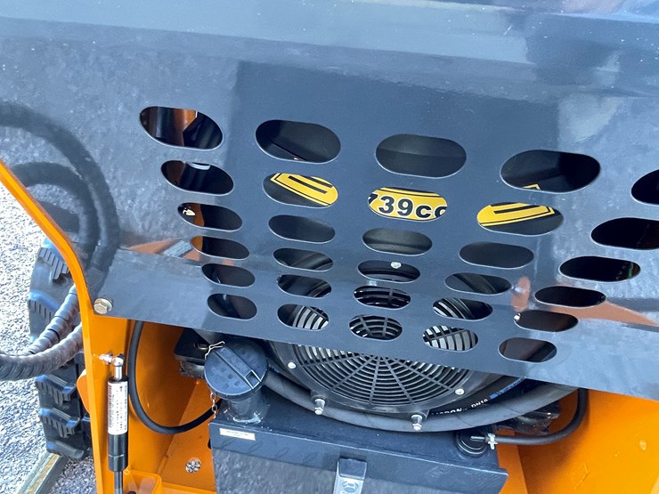 #225-•-mini-skid-steer-loader-image-17