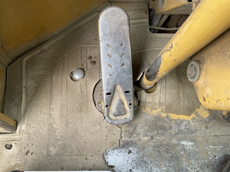 1979-caterpillar-966c-image-22