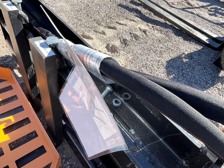 #209-•-pallet-fork-hydraulic-adjustable-image-7