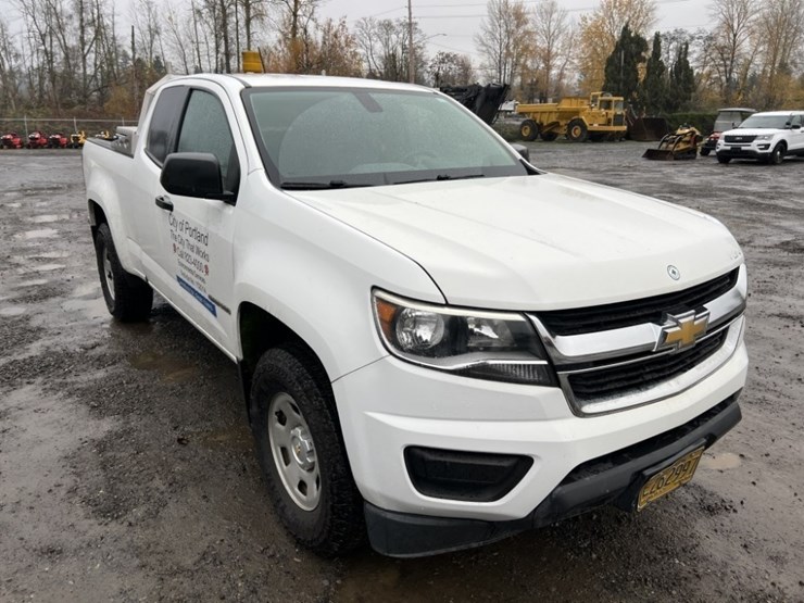 2015-chevrolet-colorado-image-2