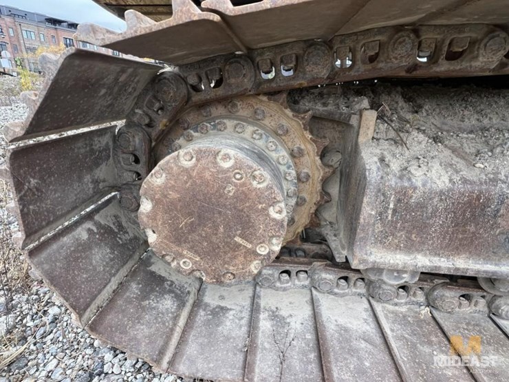 2010-200d-excavator-xx12078-image-18