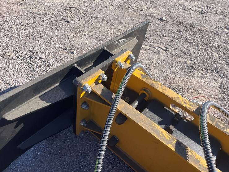 #262-•-skid-steer-concrete-breaker-image-6