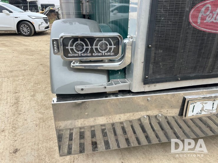 1999-peterbilt-379-image-20