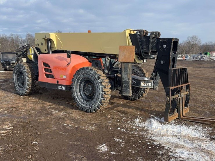 2015-jlg-g10-55a-image-2