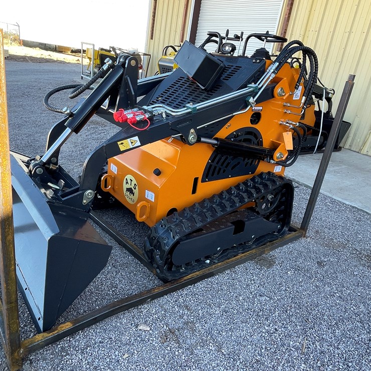 #225 • Mini Skid Steer Loader