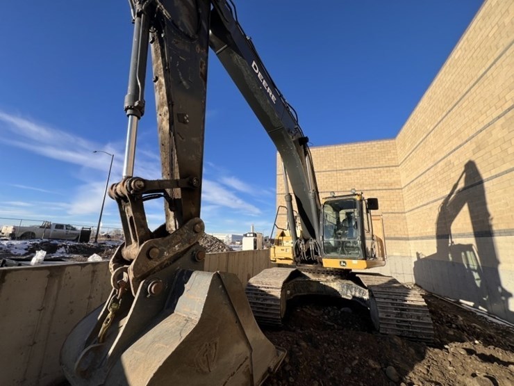 john-deere-350-image-10