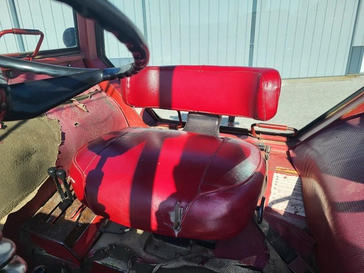 white-2-105-image-57