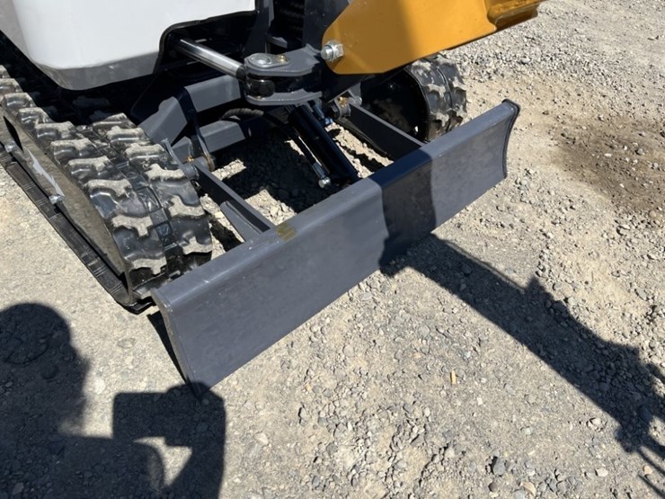 2025-sdlanch-sdle20-mini-hydraulic-excavator-image-11