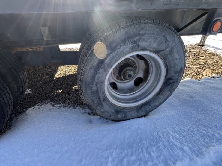 titan-trailer-image-7