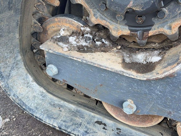 2018-bobcat-t590-image-13