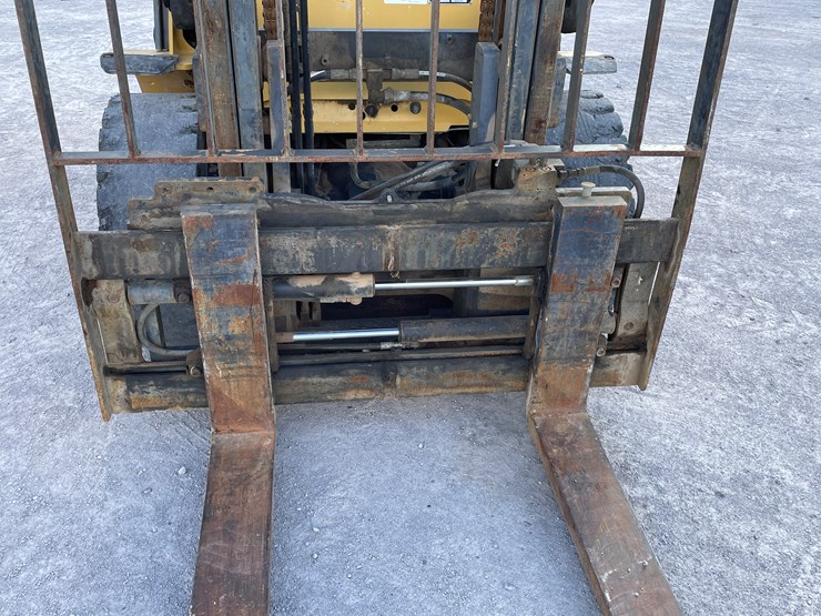 #15-•-2015-cat-forklift-image-28