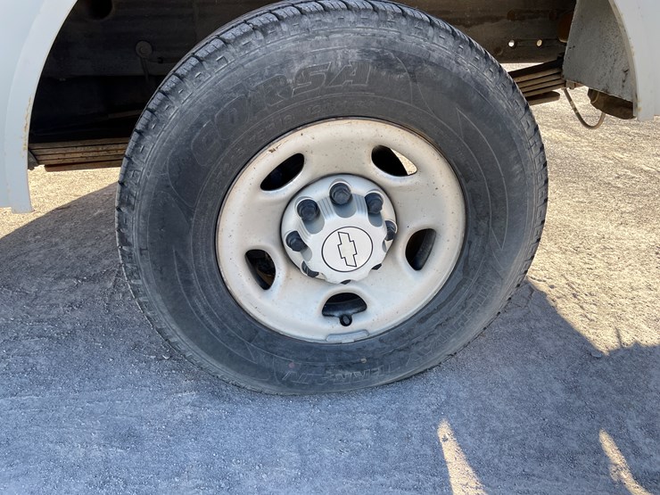 2007-chevrolet-silverado-2500-image-9