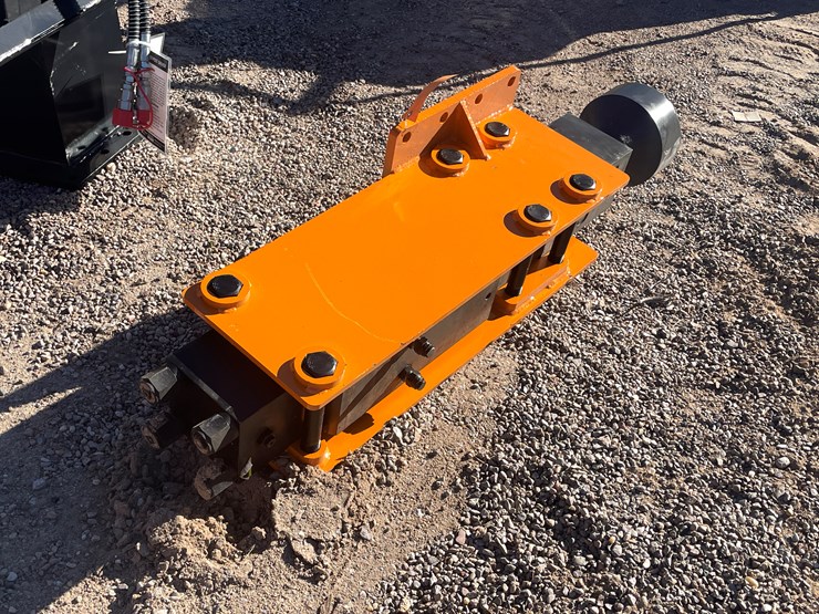 #213-•-skid-steer-post-driver-image-3