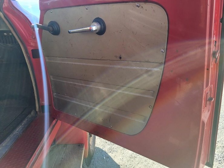 1970-international-loadstar-image-49