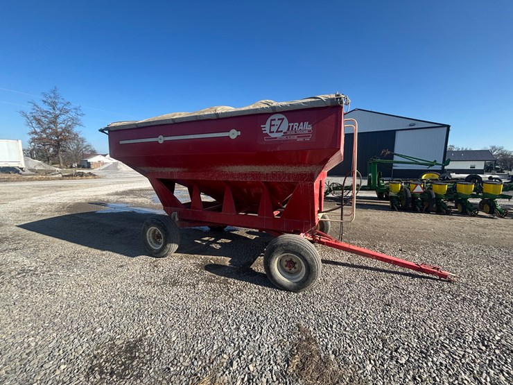 #1566-•-ez-trail-seed-wagon-image-2