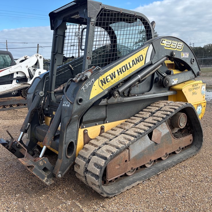 NEW HOLLAND C238