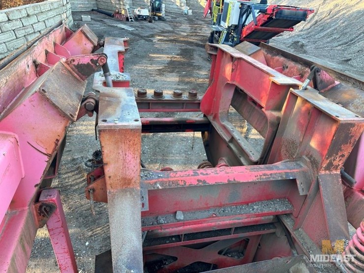 2010-sandvik-qj340-image-22