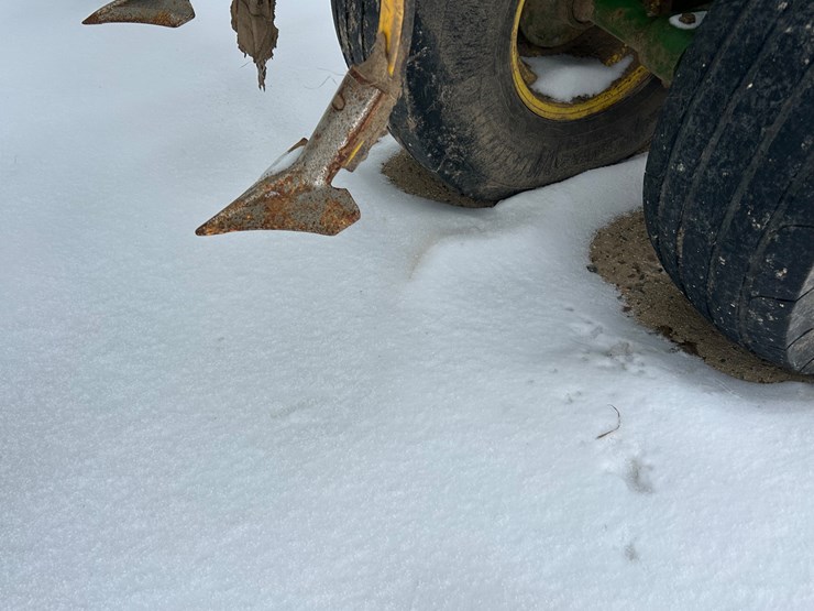 john-deere-2210-image-6