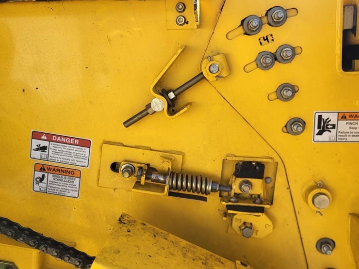 new-holland-cr9040-image-92