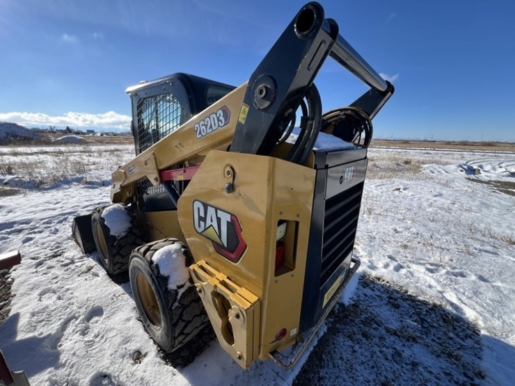 2020-caterpillar-262d3-image-3