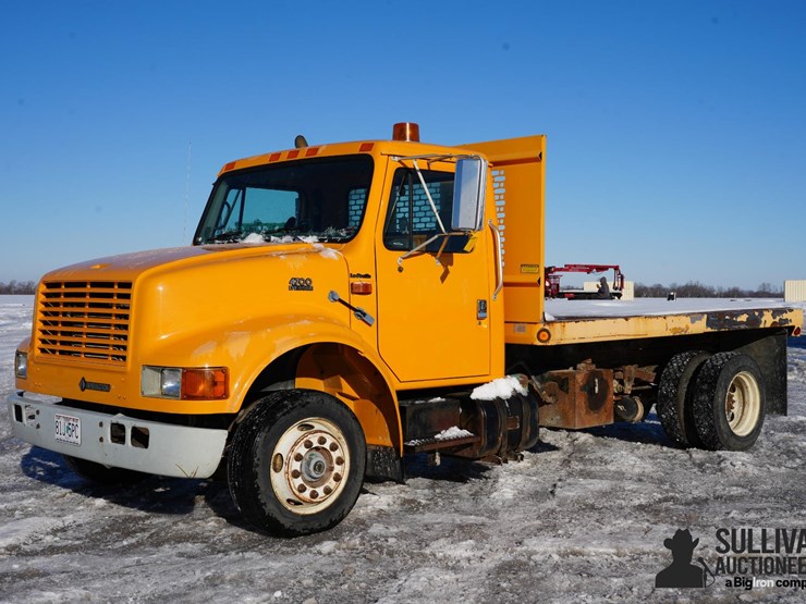 1998-international-4700-image-1