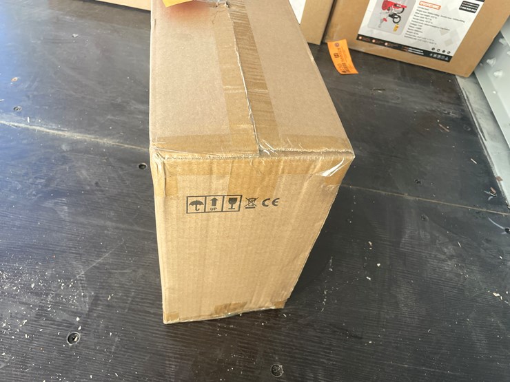 #258-•-electric-jack-image-3