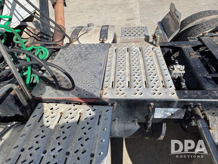 2018-mack-cxu613-truck-(gp12152)-image-31