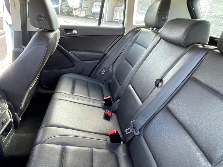 #3-•-volkswagen-tiguan-(nm-title-in-delay)-image-110