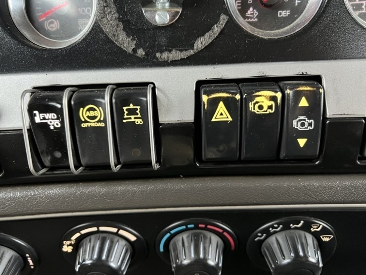 kenworth-t800-image-33