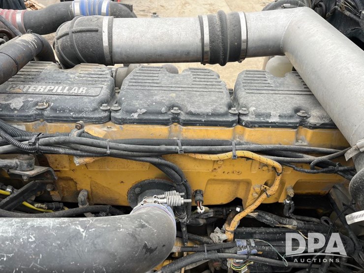 1999-peterbilt-379-image-77