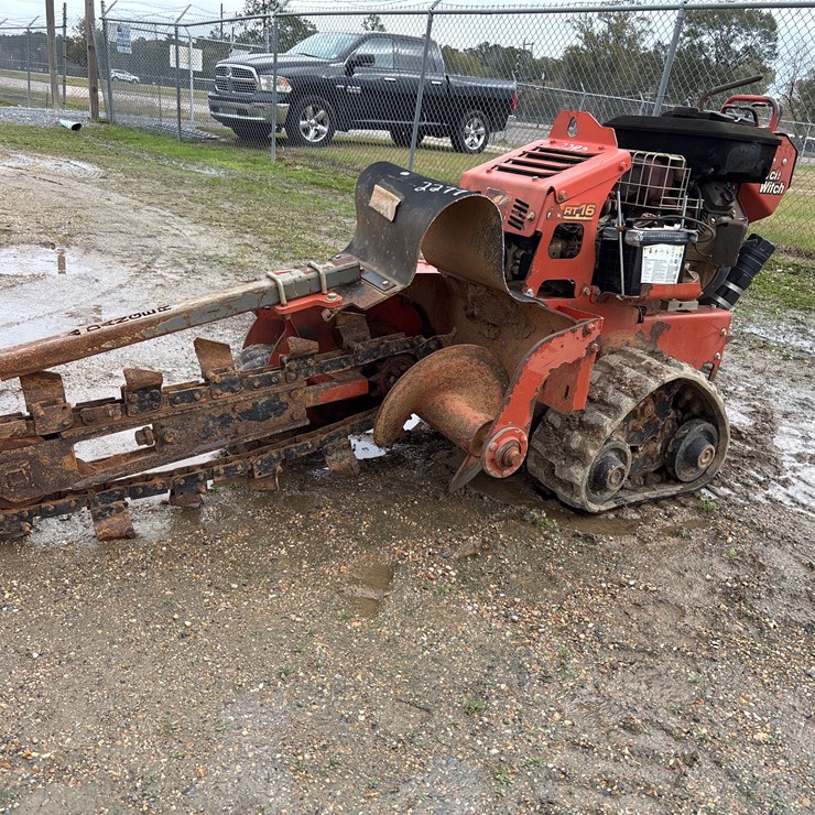DITCH WITCH RT16