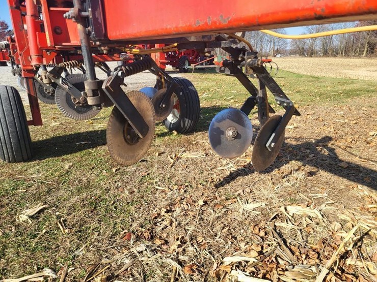 clark-6-shank-anhydrous-bar-image-10