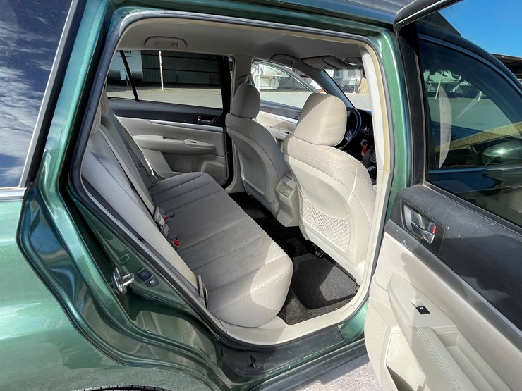 #8-•-2014-subaru-legacy-wagon-(nm-title-in-delay)-image-104