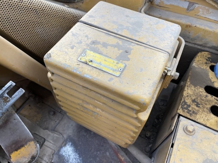 1979-caterpillar-966c-image-30