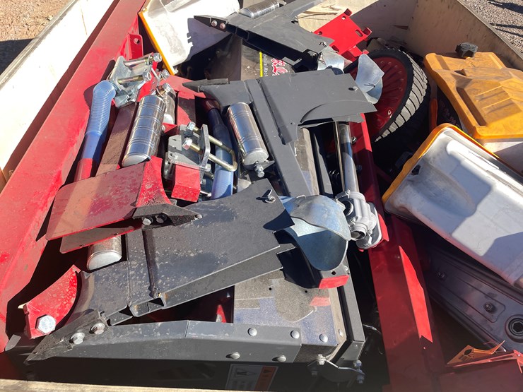 #266-•-corn-planter-image-6