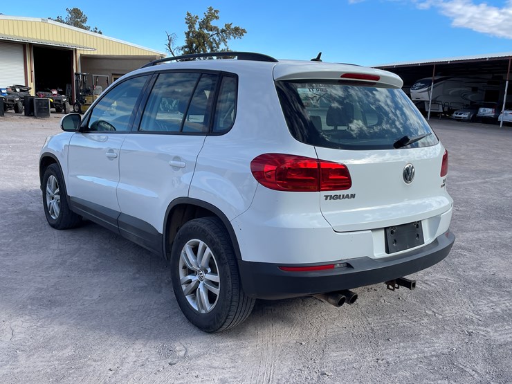 #3-•-volkswagen-tiguan-(nm-title-in-delay)-image-7