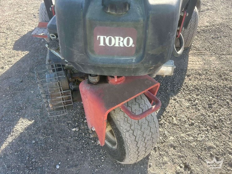 2014-toro-greensmaster-3150-image-15